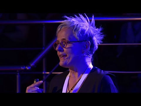 Ταξίδι στην ευτυχία | Fotini Pantzia | TEDxAUEB