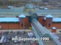 1990    