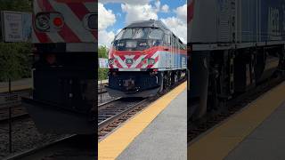 Metra 413 pushes the inbound past Mayfair