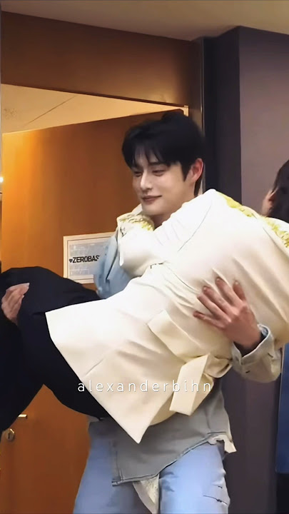When he lifts you like a princess! #kimjiwoong #jaehyun #zerobaseone #boynextdoor #kpop #boyslove