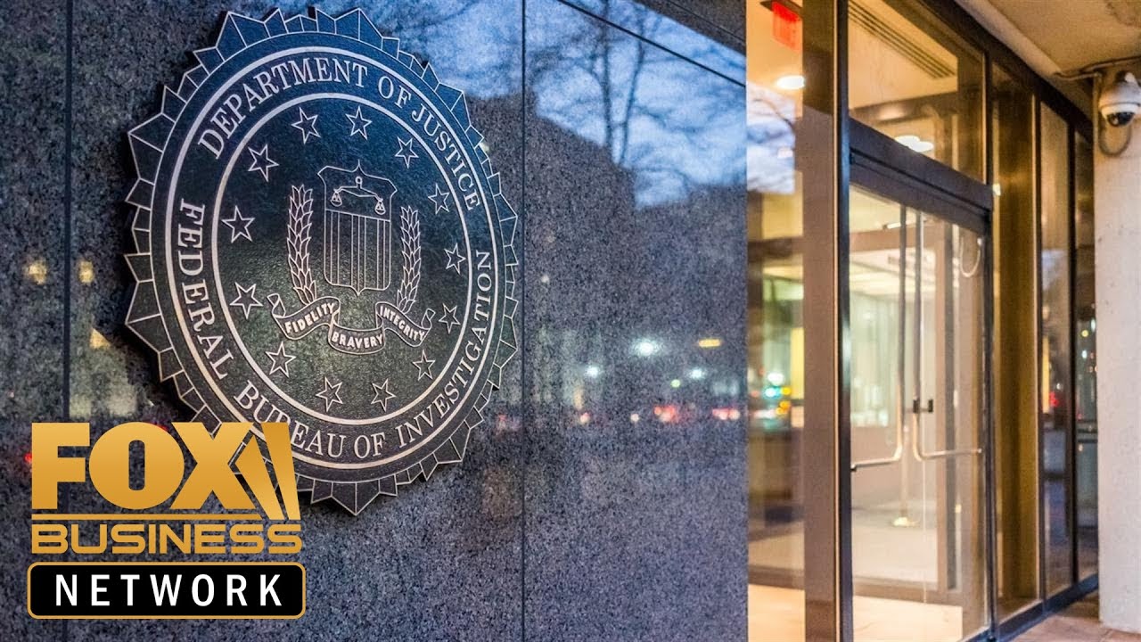 Ex-Google exec charged with stealing trade secrets, giving to Uber