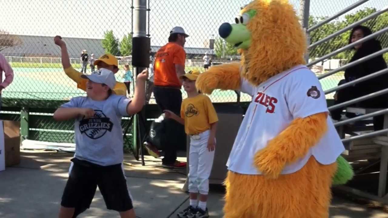 Hot Stove 53 Junior Grizzlies YouTube