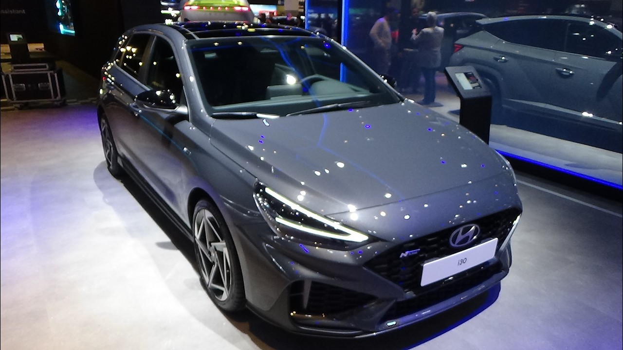 2026 Hyundai i30 N-Line Sensation 1.6 T-GDi 150 - Exterior and Interior - Brussels Motor Show 2026