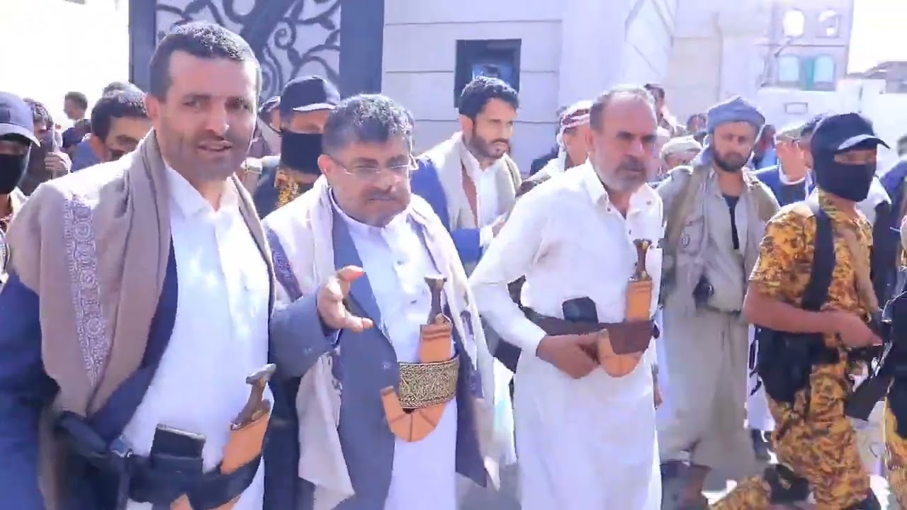 الشيخ حمير الاحمر يستقبل الضيوف الكرام في العاصمه صنعاء لمشاركتهم #افراح_ال_الاحمر_وال_الرويشان