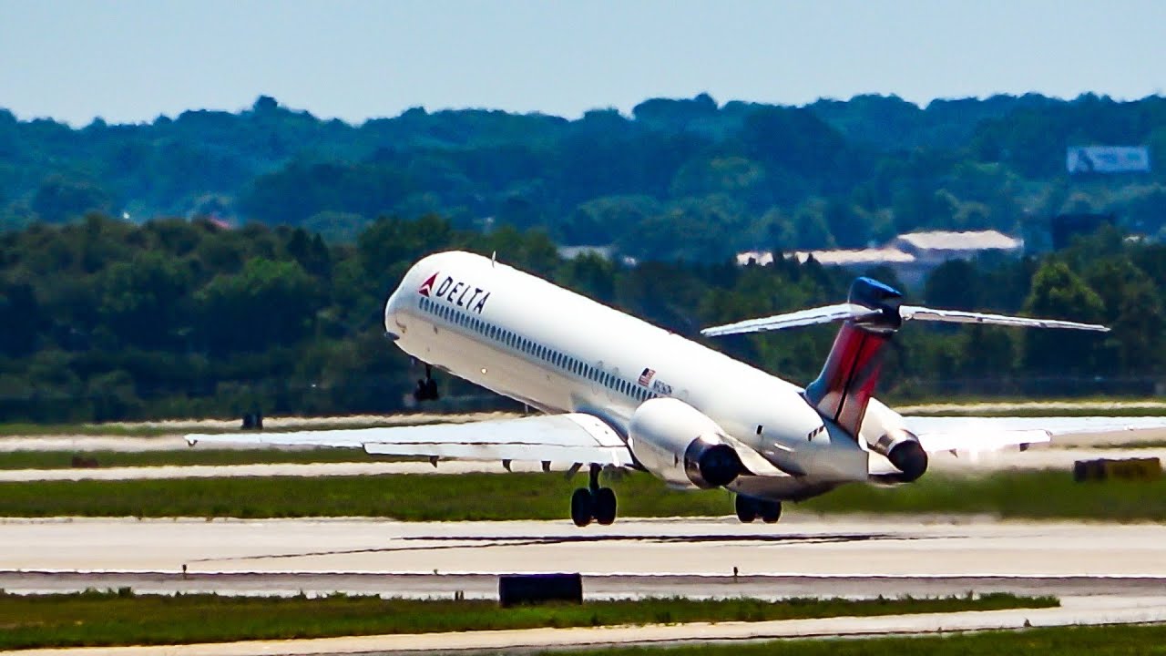 Delta Retires MD-88 90 Aircraft End of an Era