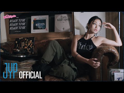 TWICE 8TH ANNIVERSARY MD Behind - JIHYO