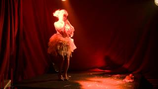 Freaky BabyDoll-Doll's act