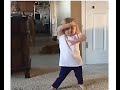 كي تتزوج واحدة مهبولة و تجيب بنوتة مهبولة عليها 😂😂