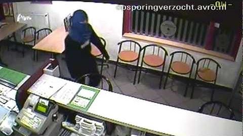 Apeldoorn: Overval cafetaria De Pinksterbloem in het straatje de Pinksterbloem