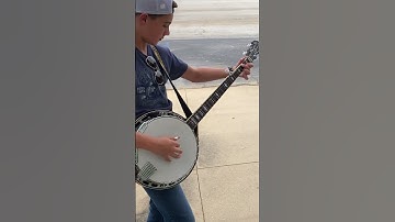 Thumbnail of Fast Kids Bluegrass Foggy Mountain Breakdown Banjos #earlscruggs #bluegrassbanjo
