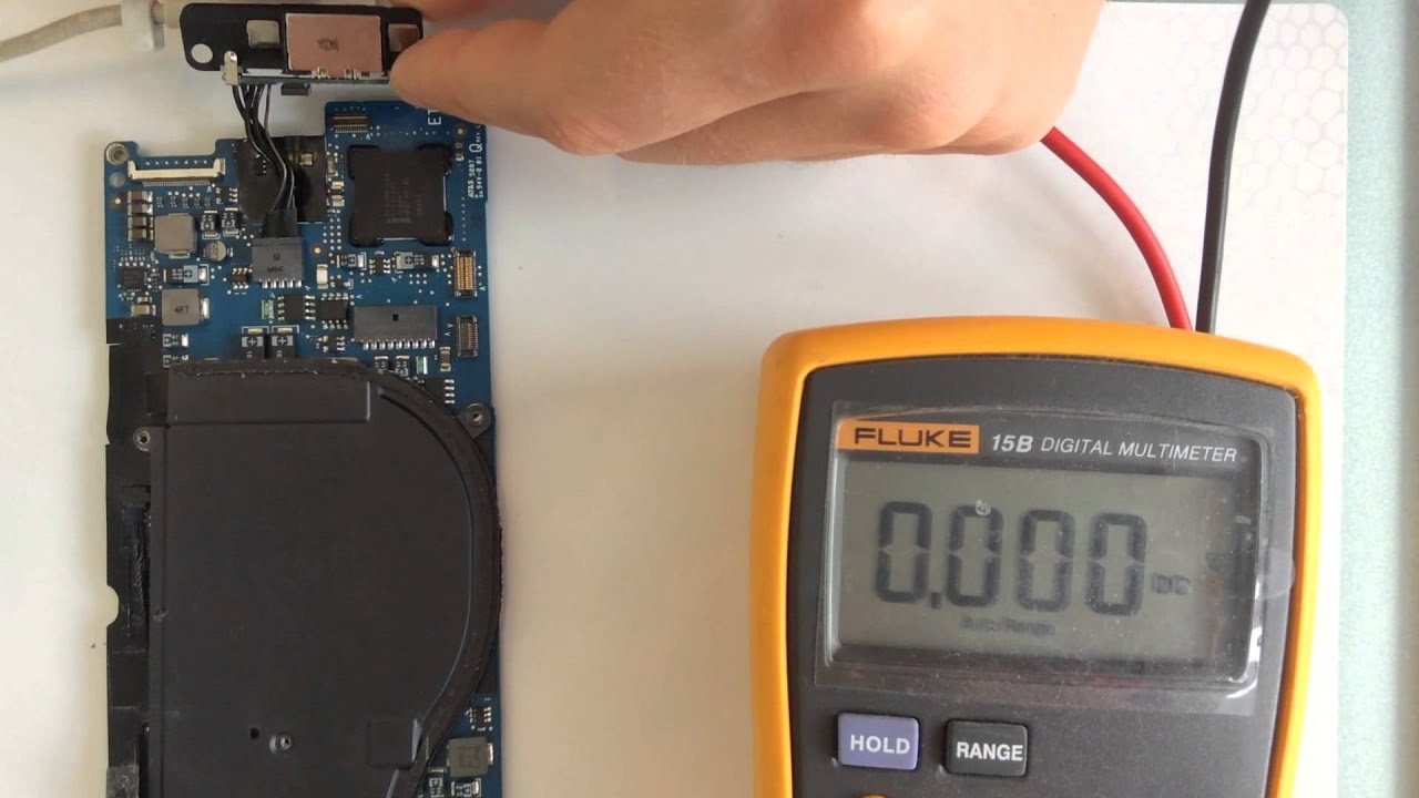 1.1 Устройство цепи питания MacBook (разъем блока питания)