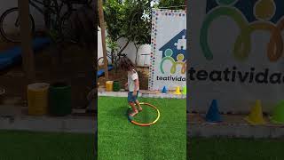 Teste essa atividade de coordenação motora com seu filho autista