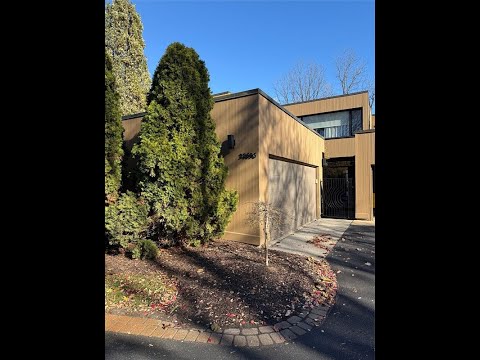 32696 Ravine Drive, Franklin, MI home video tour