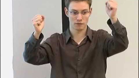 Broadcast Based Peer Review in Open Source Software Development Projects