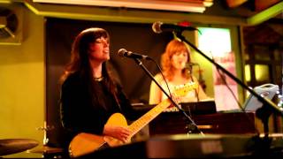 Blue Roses - Moments Before Sleep (live at Manchester Fallowfield Trof, 29th Nov 2010)