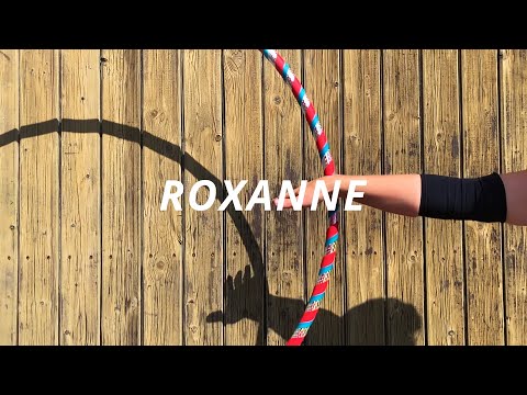 Dieses Video zeigt unser Hula Hoop Modell &quot;Roxanne&quot; in Bewegung bei Sonnenlicht. Tapes: Colorshifting Opal /12 mm teal grip / 24 mm red gripDieses Modell ist...