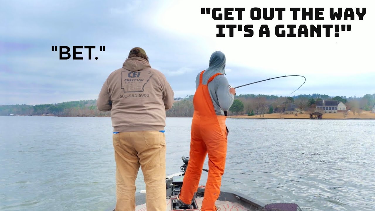 Мы НАШЛИ крупную рыбу в ГЛУБОКИХ ЗАРОСЛЯХ!!! Не могу поверить, что это произошло...