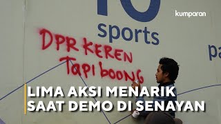 Lima Aksi Menarik saat Demo Mahasiswa di Senayan