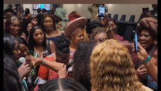 Praise Party As Aity Dennis Took The Floor At Akisan Convention 2024 In Nashville