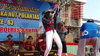 Uut Selly