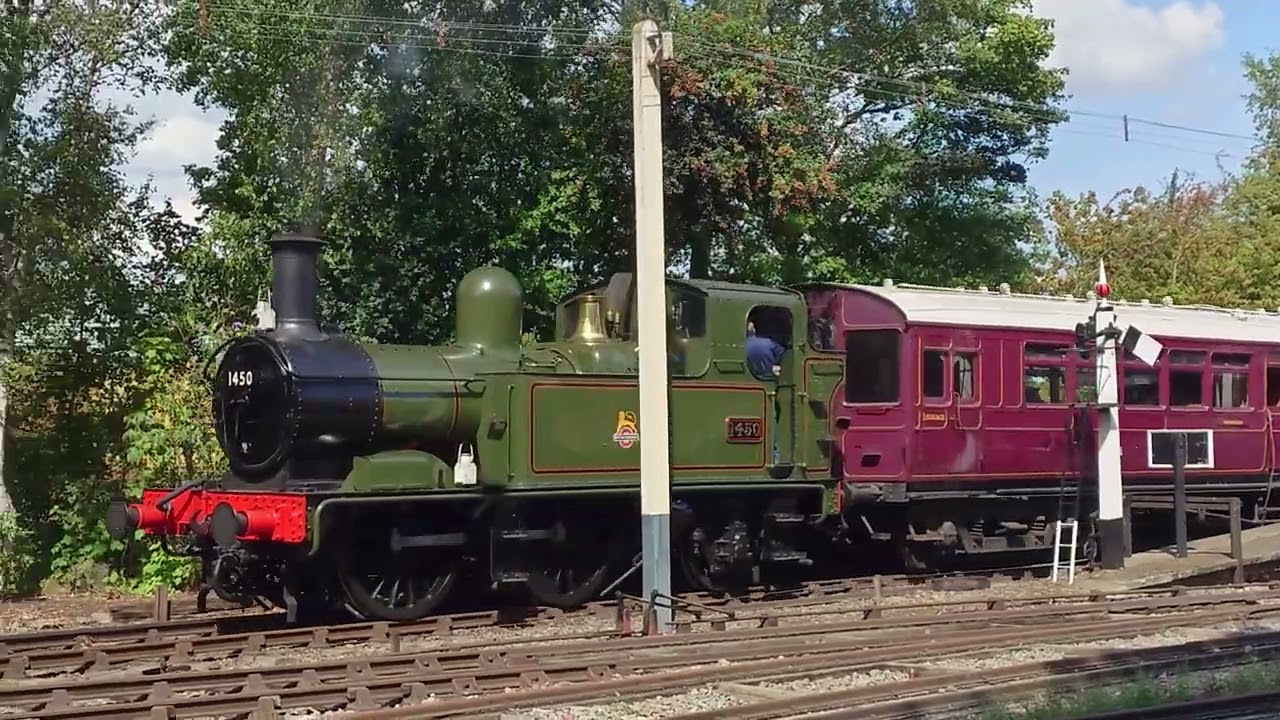 GWR 1400 Class (1450) steam down the sidings of Didcot Railway Centre