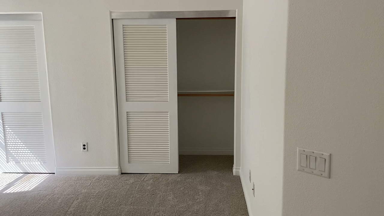 Parhump Intrepid house