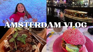 AMSTERDAM VLOG: the Upside Down, boat tour, &amp; walking down the red light district (Vlogmas Day 23)