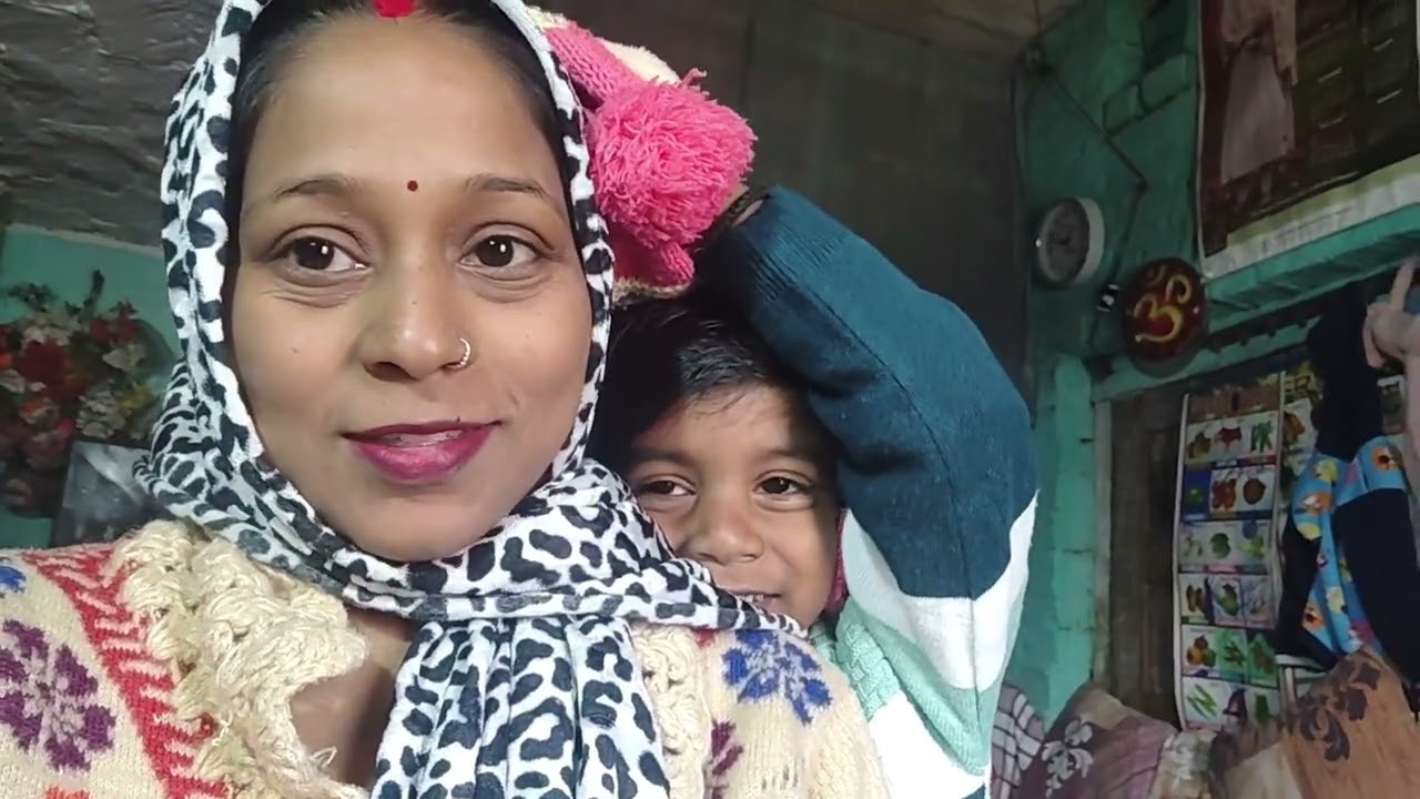 Saas - bahu ne milkr bnaya aalu k parathe🥰