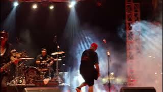 Download lagu Lolot - Putri Bali. (Live at Alun - Alun Kota Gianyar). Temu Masyarakat Gianyar.