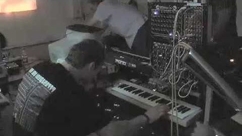 Ambient Circle: Trespassing Shadow (TomAbe Solo)