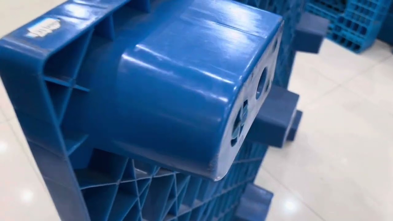 1311 Mesh 9-Leg Plastic Pallet: Durability Meets Efficiency