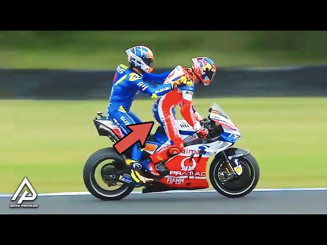 Sungguh Kocak Tingkah Pembalap Ini, Momen Lucu Motogp Ini Sungguh Diluar Dugaan class=