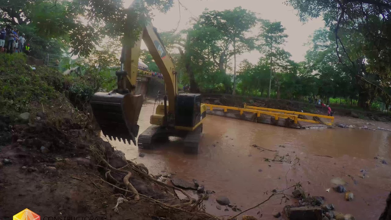 Maquinaria Pesada Constructora INVECRO - YouTube