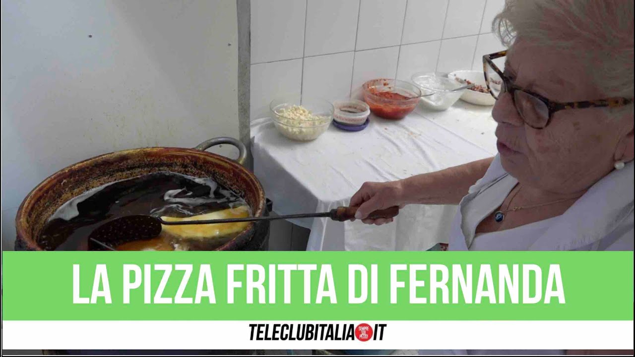 La pizza fritta di Donna Fernanda, la tradizione centenaria a Napoli