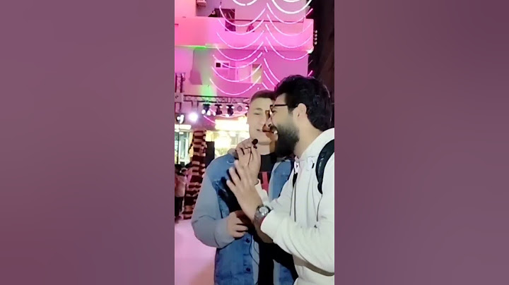 ياترى شيكابالا بيحلق فين 😂.        #شيكابالا #مذيع_فى_الشارع #مذيع_الشارع