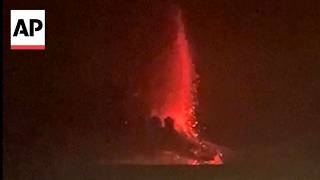 Anglers capture dramatic footage of Anak Krakatau volcano eruption in Indonesia