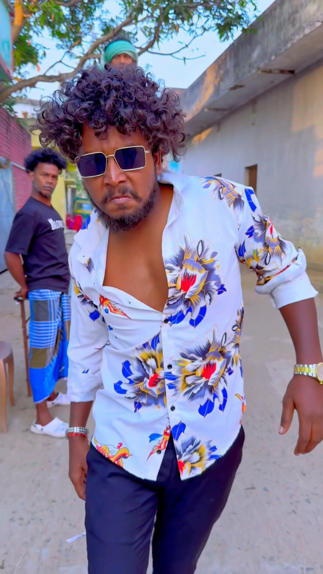 झुकेगा नहीं ?? #comedy #realfools #vikramcomedyvideo #vikramfunnyvideo #pushpa2
