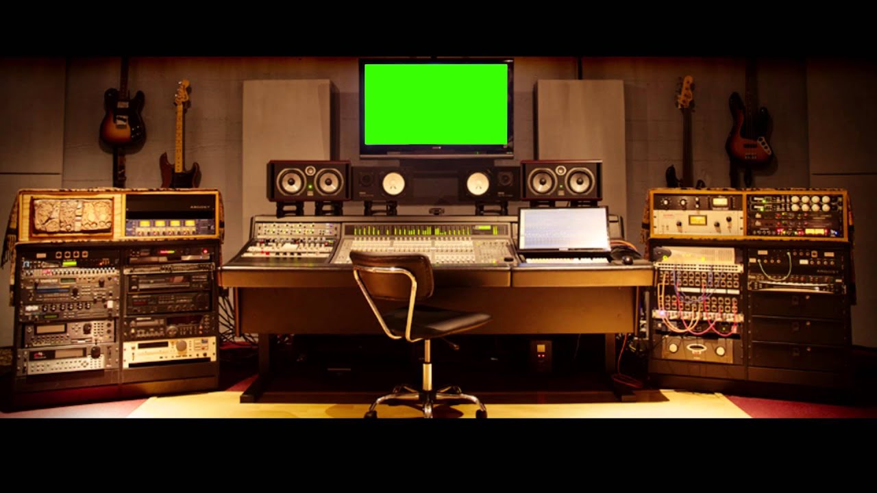 Music Studio Big Screen - Green Screen Royalty Free -6491