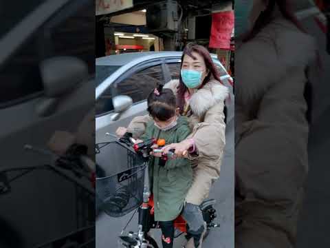 首航載小小米！#山久電動自行車，#都會情人