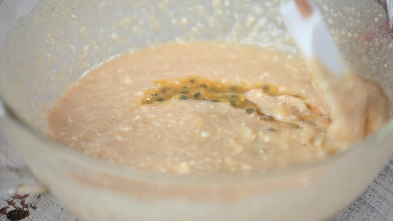 SPELT AND PASSIONFRUIT MUFFINS RECIPE