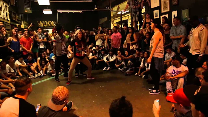 Main Event VS Elizabeth Siegel & Caitlynn Clark | ...
