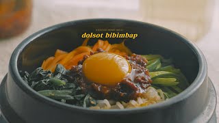 Dolsot bibimbap (Korean stone pot bibimbap) | Honeykki 꿀키