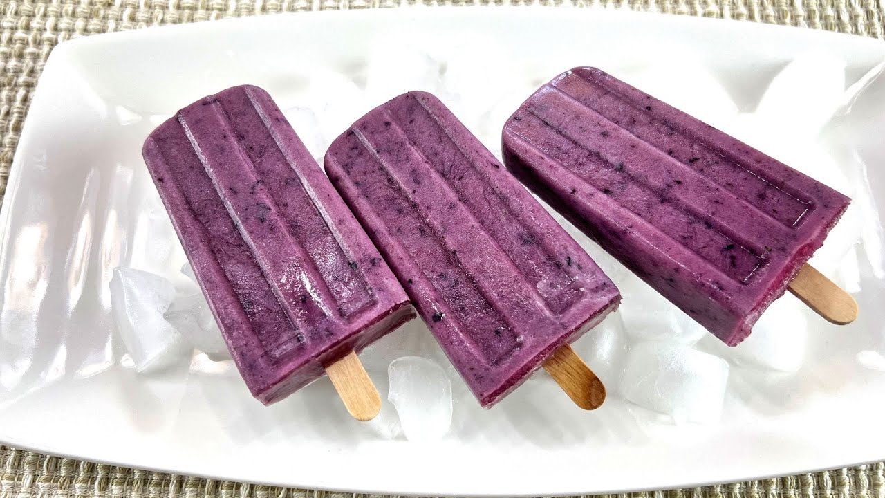 Como Hacer Paletas de Arandanos con Albahaca