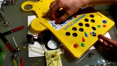 circuit bent toy sequencer / melody maker