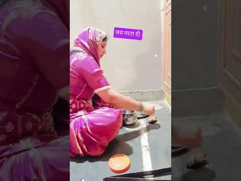 चरणों का देदे ध्यान #shyam #radhekrishnaa #shortsfeed #laddu #love #matarani