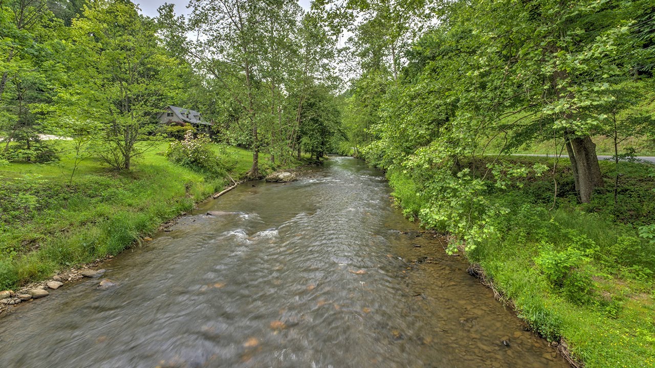 Waynesville, NC Homes for Sale | 138 Kylie Lane, Waynesville, NC