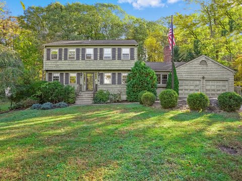 110 Sturbridge Lane, Trumbull, CT home video tour