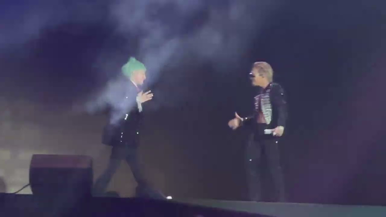 G-Dragon x Taeyang (BIGBANG) - POWER /Home sweet home / GOOD BOY live @ Gala des Pieces Jaunes Paris
