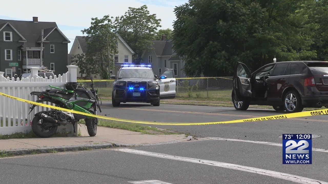 Teen riding moped taken to hospital after crash on Hancock Street in ...