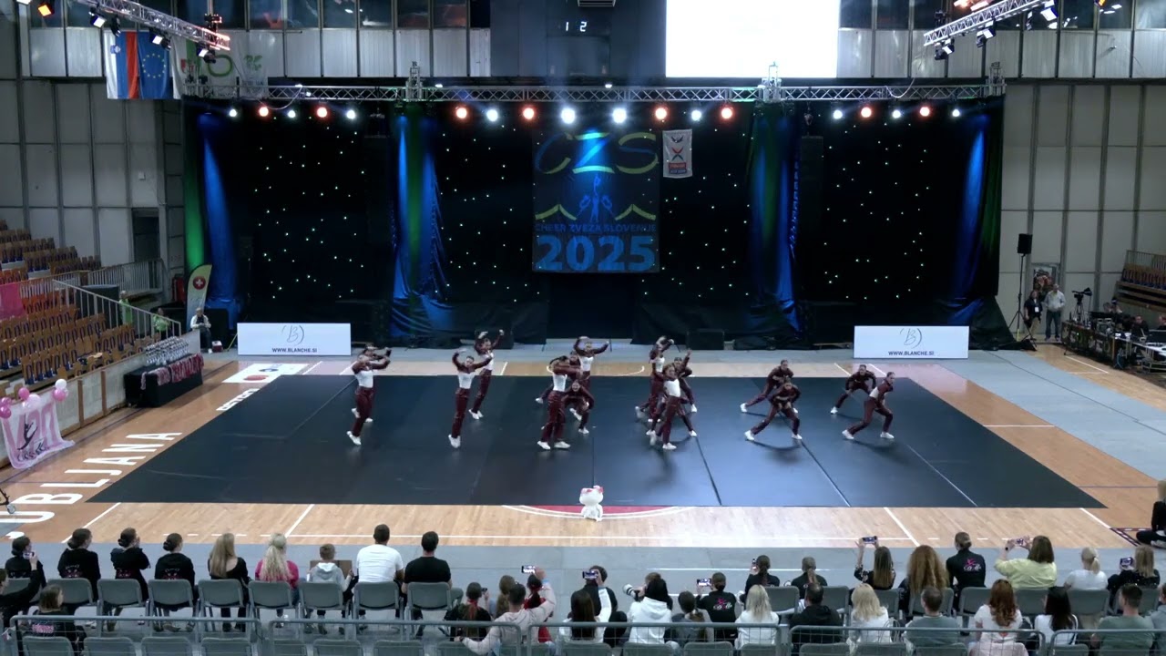 DP CZS 2025 — YTCHH — Dolls Youth {PK M20 — SVN}